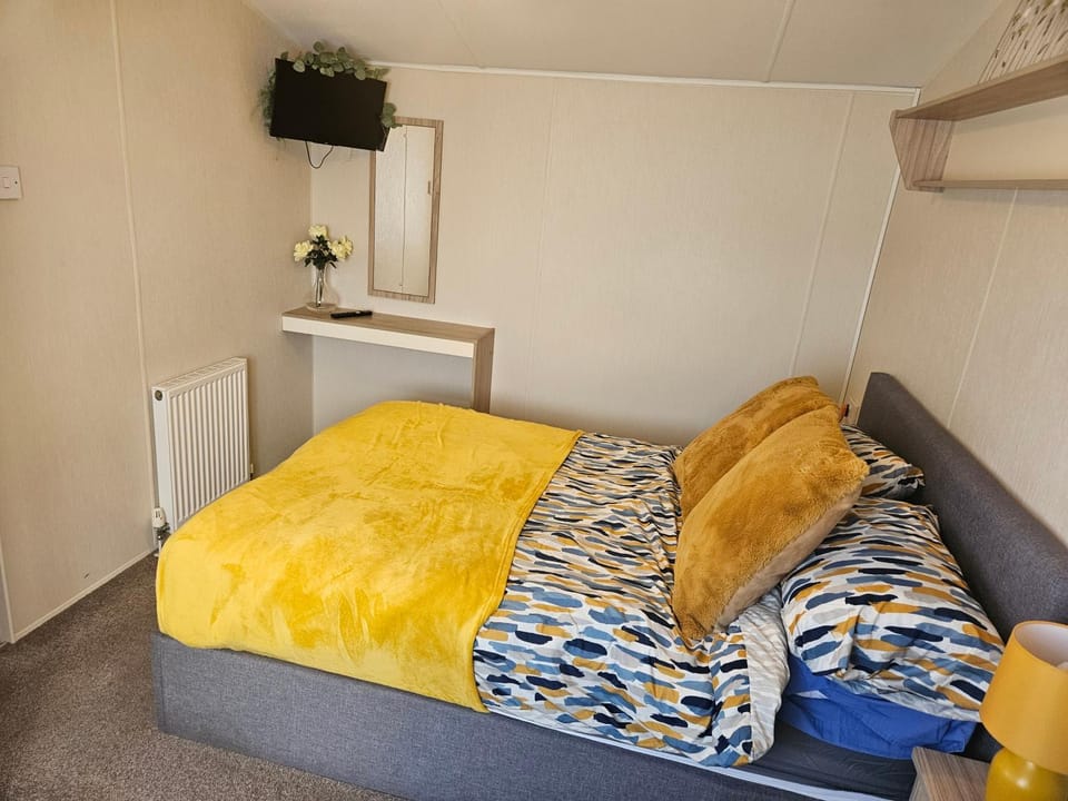AD static Towyn Campground/ 
RV Resort in Towyn