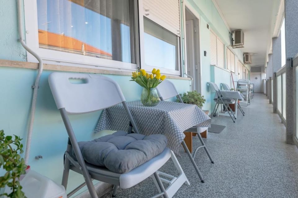 Day, View (from property/room), Balcony/Terrace, Seating area