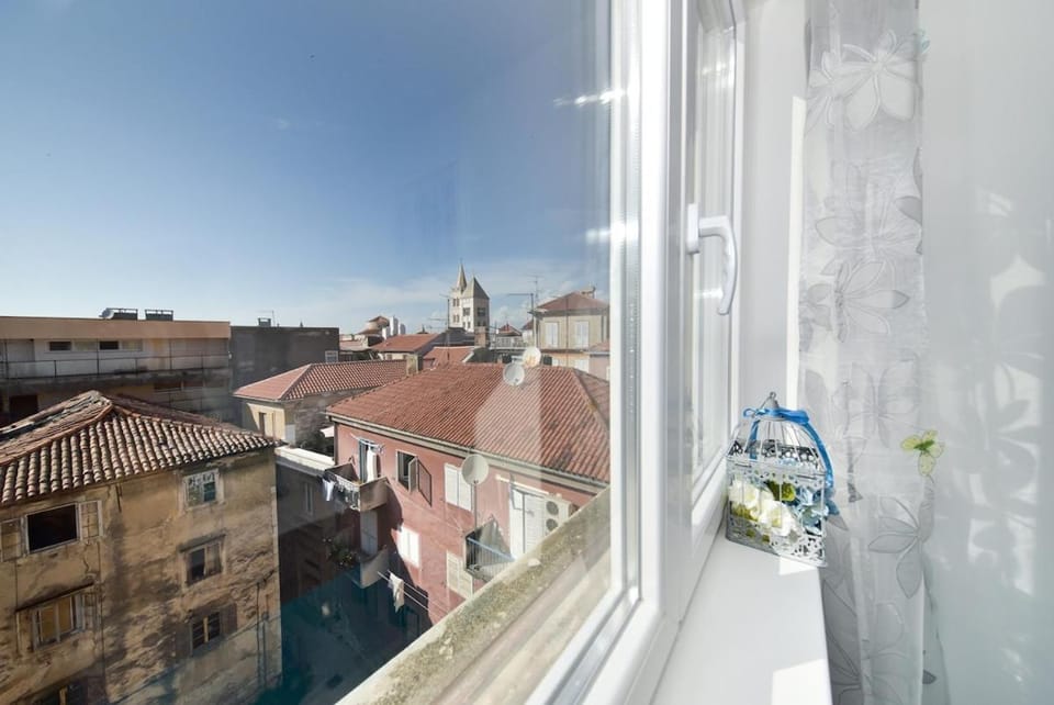 Day, View (from property/room), City view