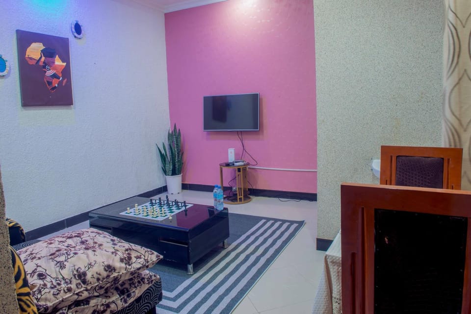 Communal lounge/ TV room, TV and multimedia, Photo of the whole room