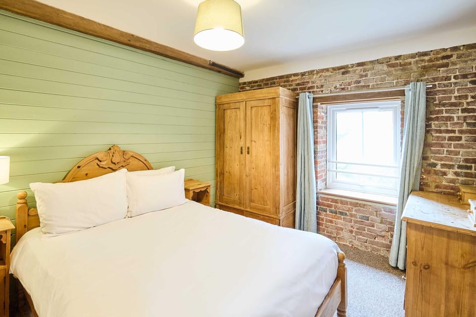Bed, Bedroom, wardrobe