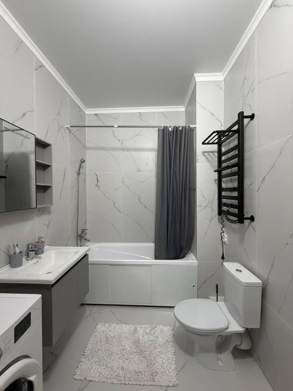 Bathroom, Bath, washing machine