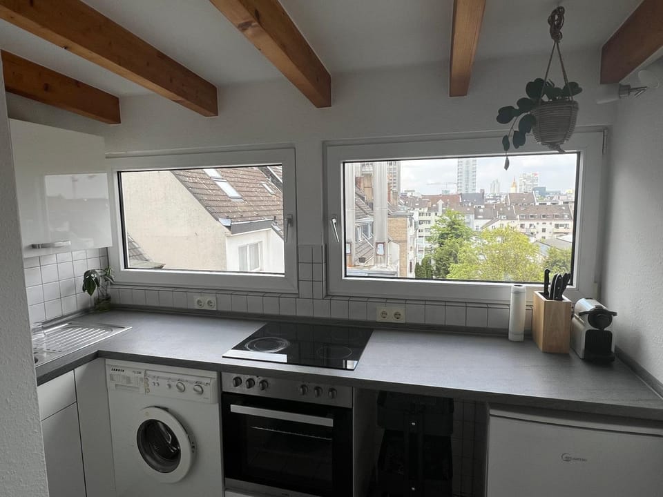 Cozy loft with a view, central, close to tradefair Apartment in Neuss