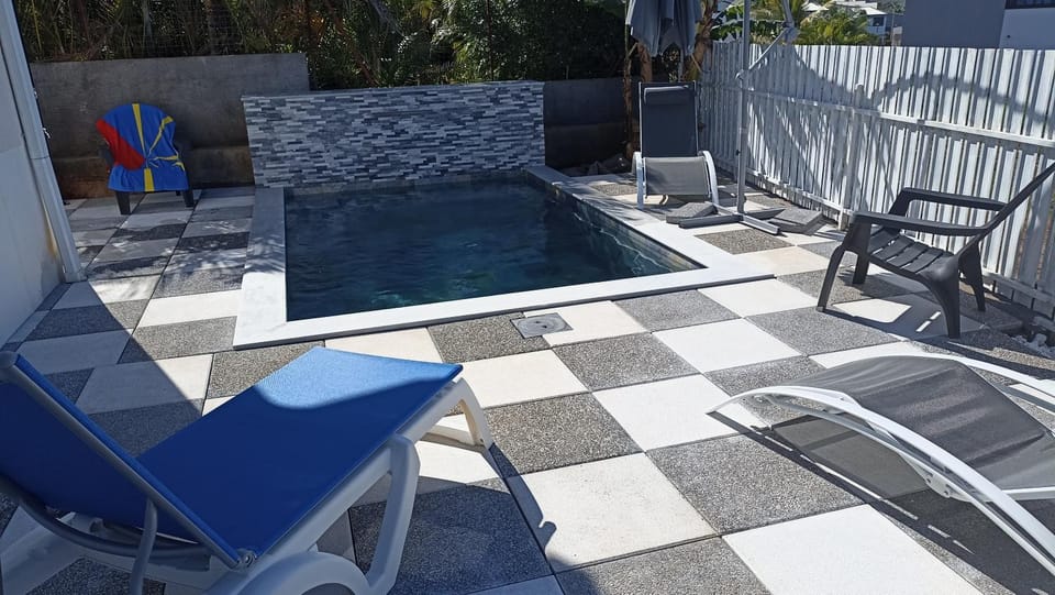 View (from property/room), Pool view