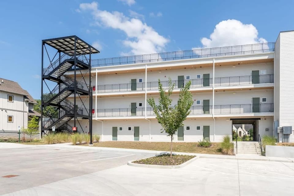 The Lyric Loft by Stay Local Nashville Apartment in East Nashville
