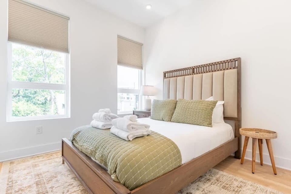 The Lyric Loft by Stay Local Nashville Apartment in East Nashville