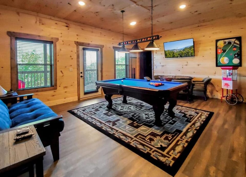Smoky Mountain Dreams by Avada Properties House in Gatlinburg