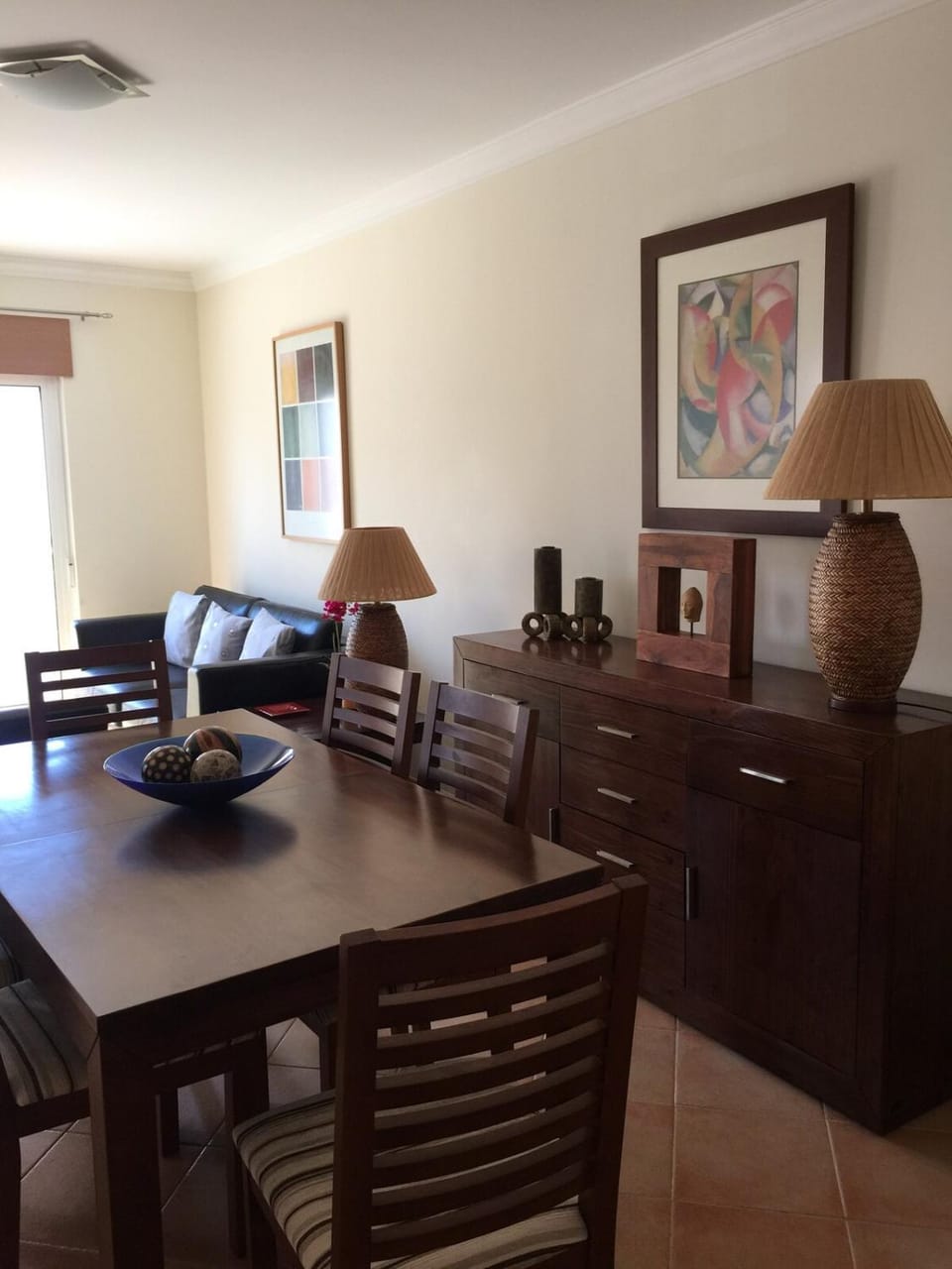 Living room, Dining area