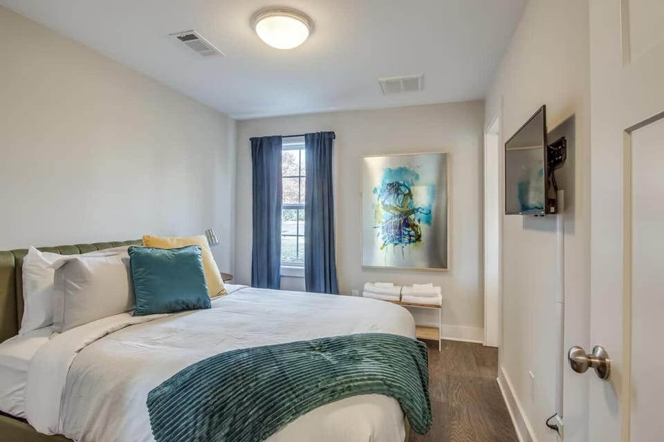The Marigold by Stay Local Nashville House in Nashville