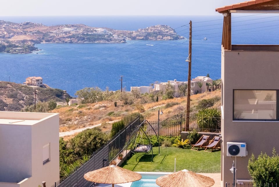 Diosa Luxury Living with Private Pool Apartment in Crete