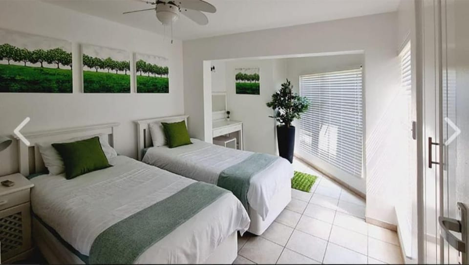 Villa Del Sol 16 Apartment in Margate