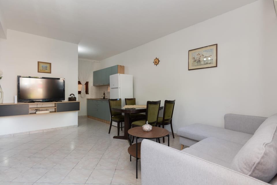 Cvita Apartment in Baška Voda