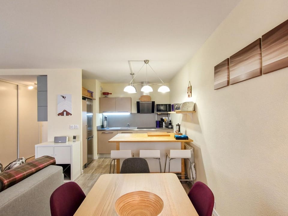 Appartement rénové avec terrasse au centre, 6 pers., vue pistes - FR-1-425-233 Apartment in Arâches-la-Frasse