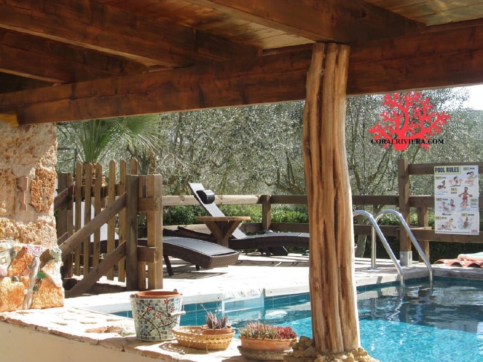 Swimming pool, Swimming pool