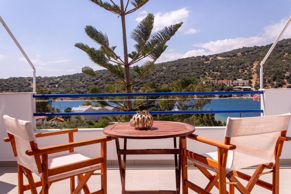 Porto Buffalo Studios Apartment in Euboea