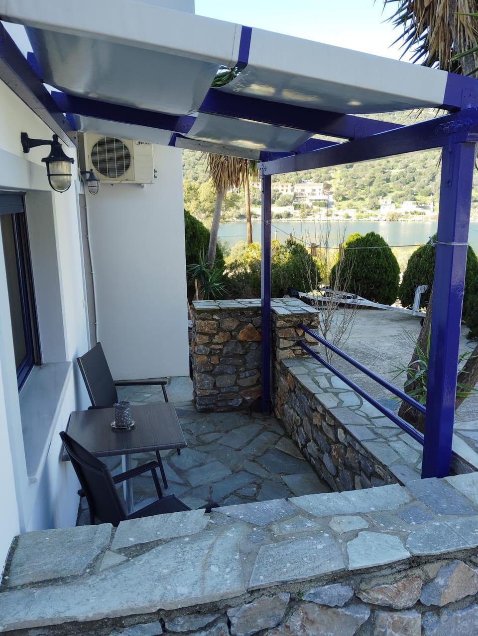 Porto Buffalo Studios Apartment in Euboea