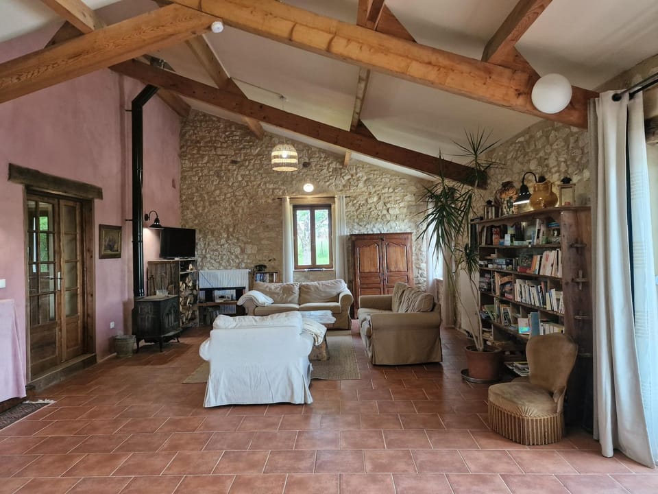 Library, TV and multimedia, Living room, Seating area