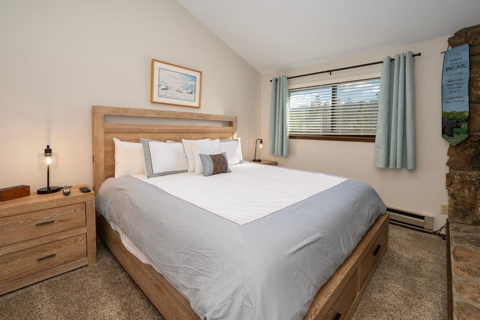 Bed, Bedroom, furniture