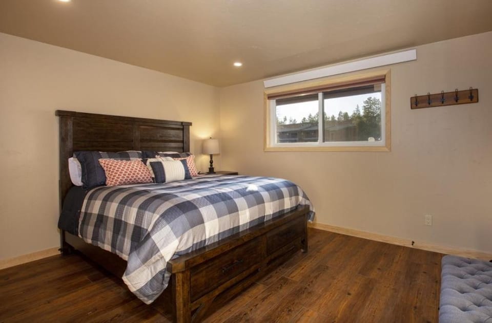 Bed, Bedroom, furniture