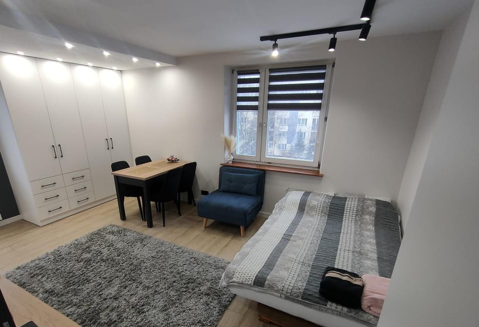 Bed, Living room, wardrobe