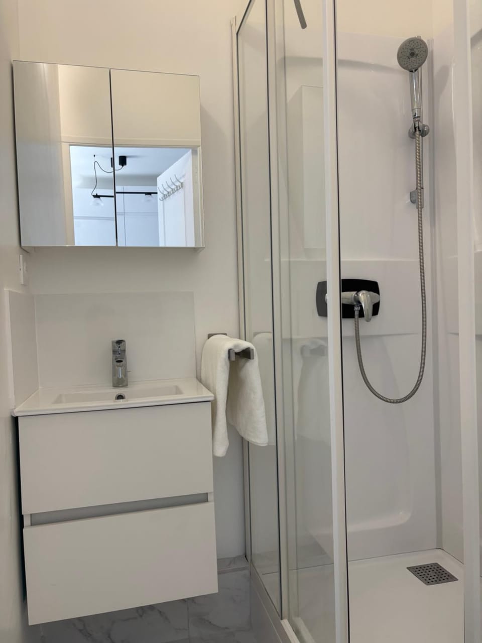 Shower, Bathroom