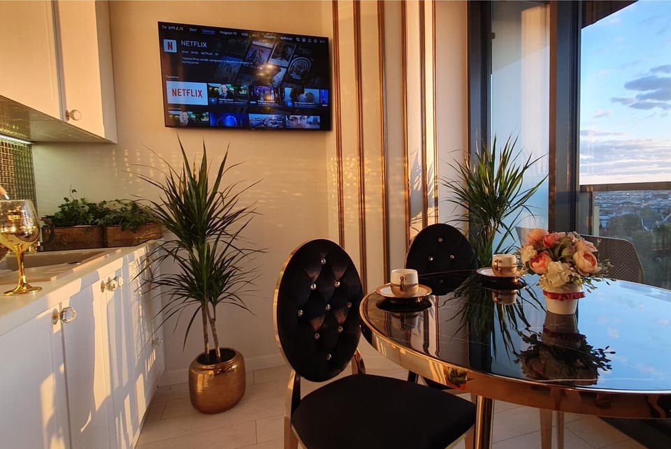 Diamond class 2 Hanza Tower Apartment in Szczecin