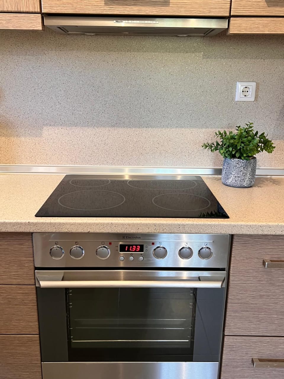 Kitchen or kitchenette, stove