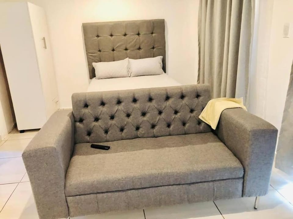 Uncle Charles Guesthouse Apartment in Pretoria