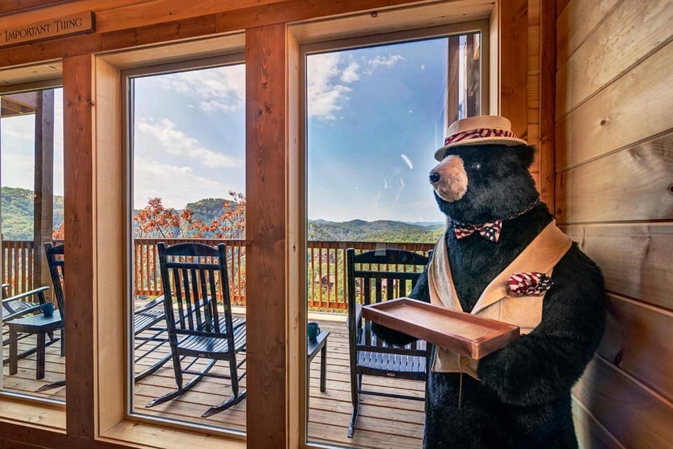 Luxury Cabin w All-Inclusive Resort Amenities Cabin in Pigeon Forge