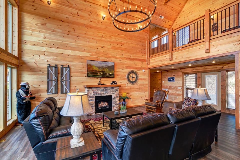 Luxury Cabin w All-Inclusive Resort Amenities Cabin in Pigeon Forge