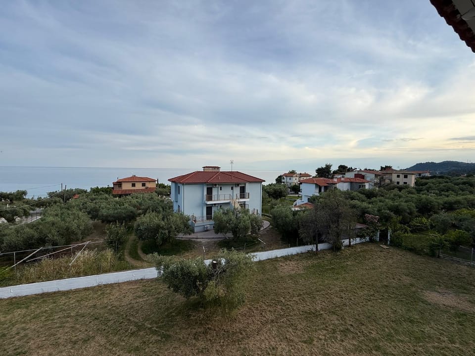 Theros Apartments Apartment hotel in Halkidiki