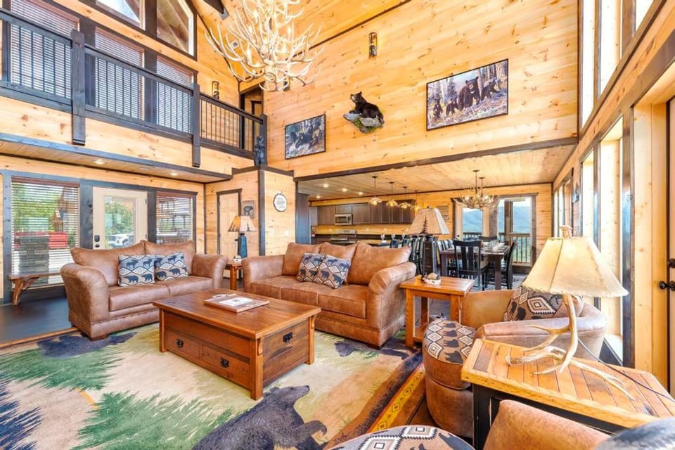 Above The Rest, free tickets, no catch! Chalet in Pigeon Forge