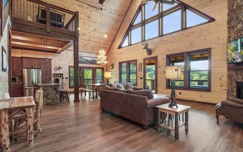 Misty Shadows by Avada Properties House in Sevier County