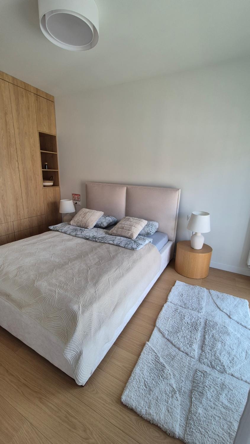 Luxurious Cinnamon Apartment, self check-in 24h, free parking, air-conditioning Apartment in Poznan
