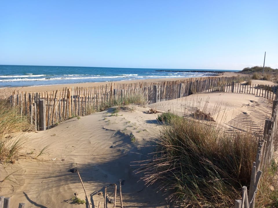 Le CENTAURE Proche Centre Naturiste House in Agde