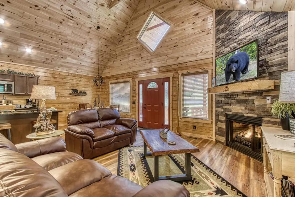Mimi and Pops Place by Avada Properties House in Pittman Center