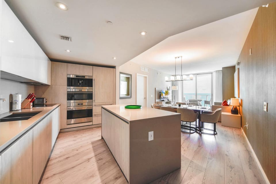 Dining area, dishwasher, oven, stove, kitchen