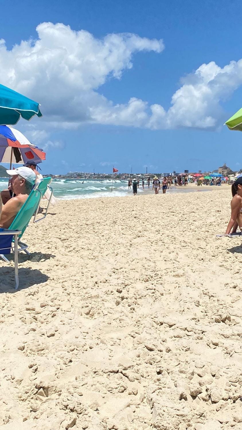 Caminhe 150 m até a praia, volte p/piscina e quiosque com churrasqueira House in Florianopolis