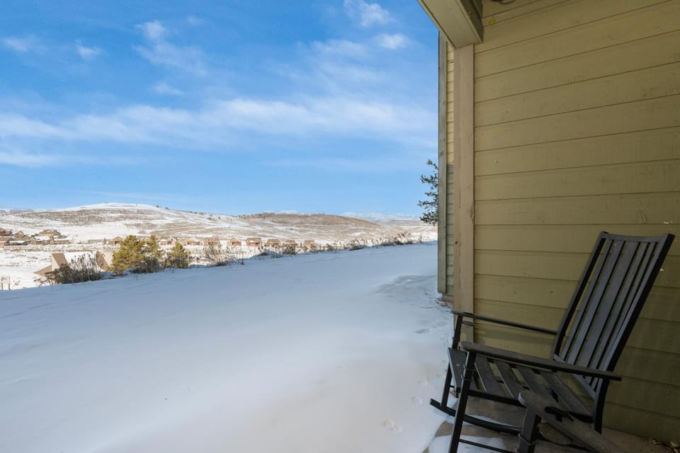 Patio, Winter, Seating area, Mountain view