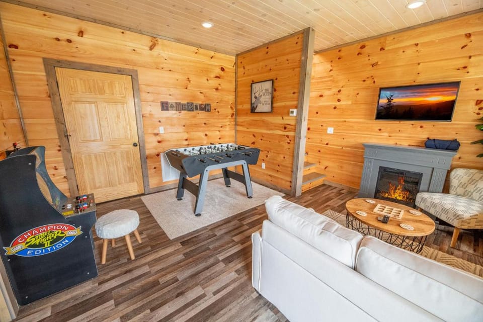 Little Slice of Heaven by Avada Properties House in Sevierville