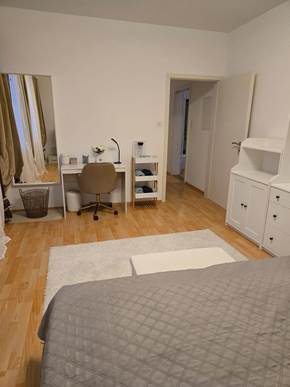 Bed, Bedroom, wardrobe