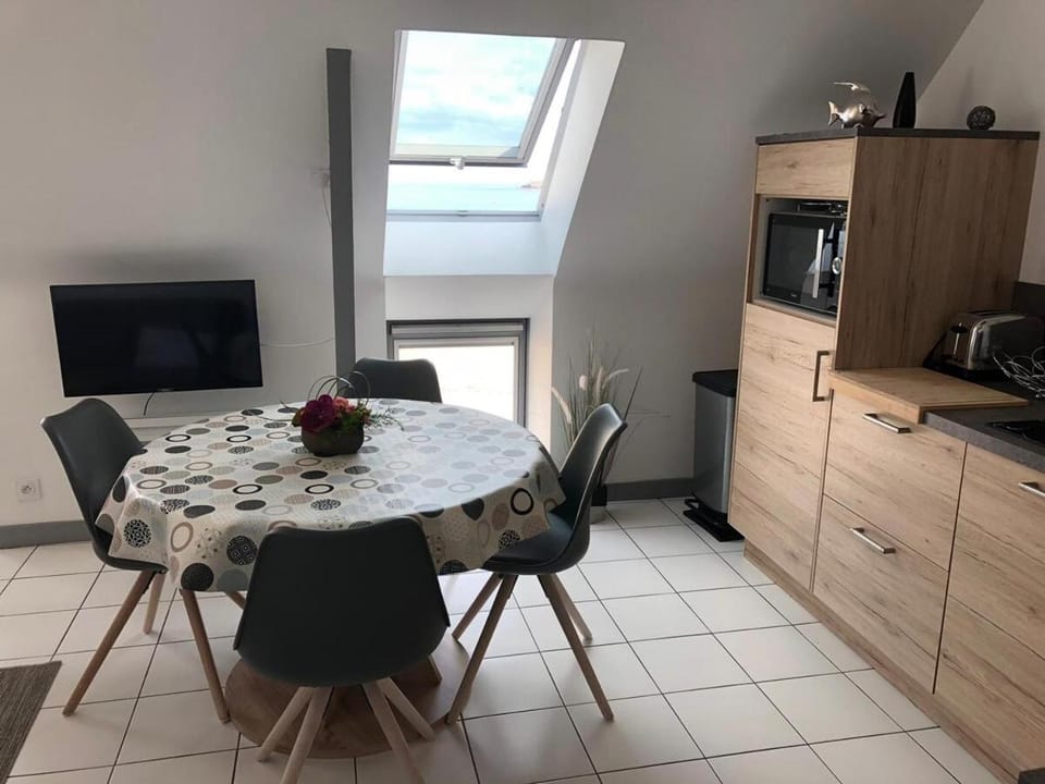 TV and multimedia, Kitchen or kitchenette