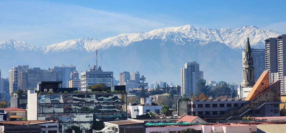 Balcony/Terrace, City view, Mountain view