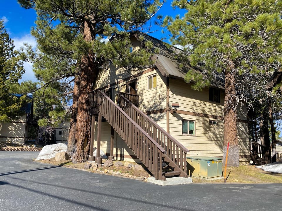 Mammoth View Villas - Near Hike & Bike Trails House in Mammoth Lakes