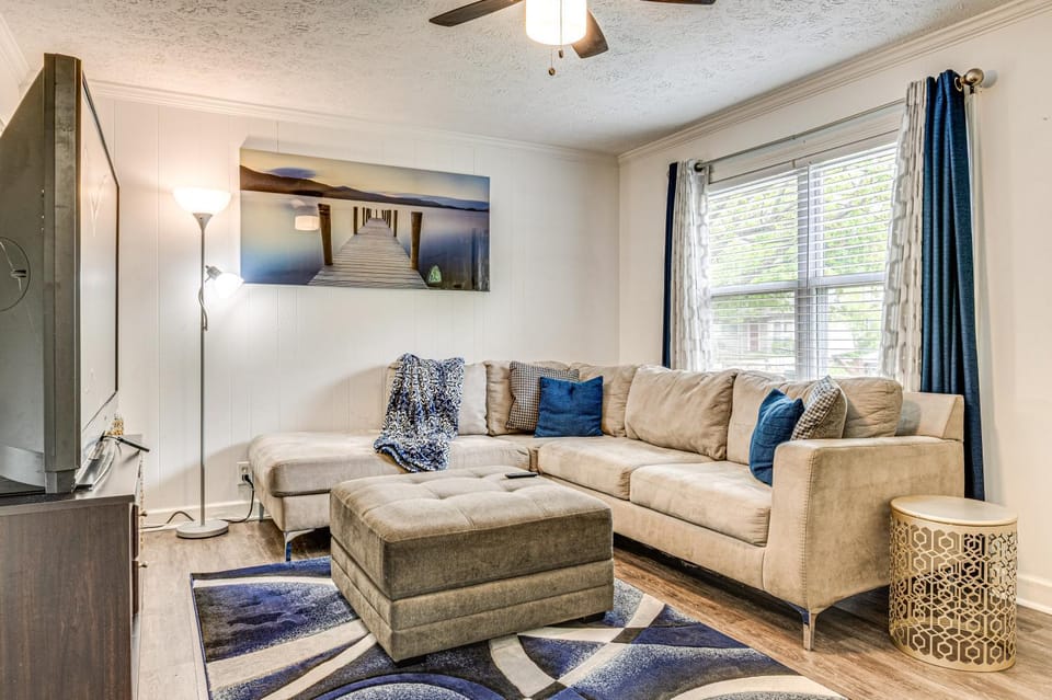 8 Mi to Dtwn Indianapolis Family Home with Yard! House in Pike Township