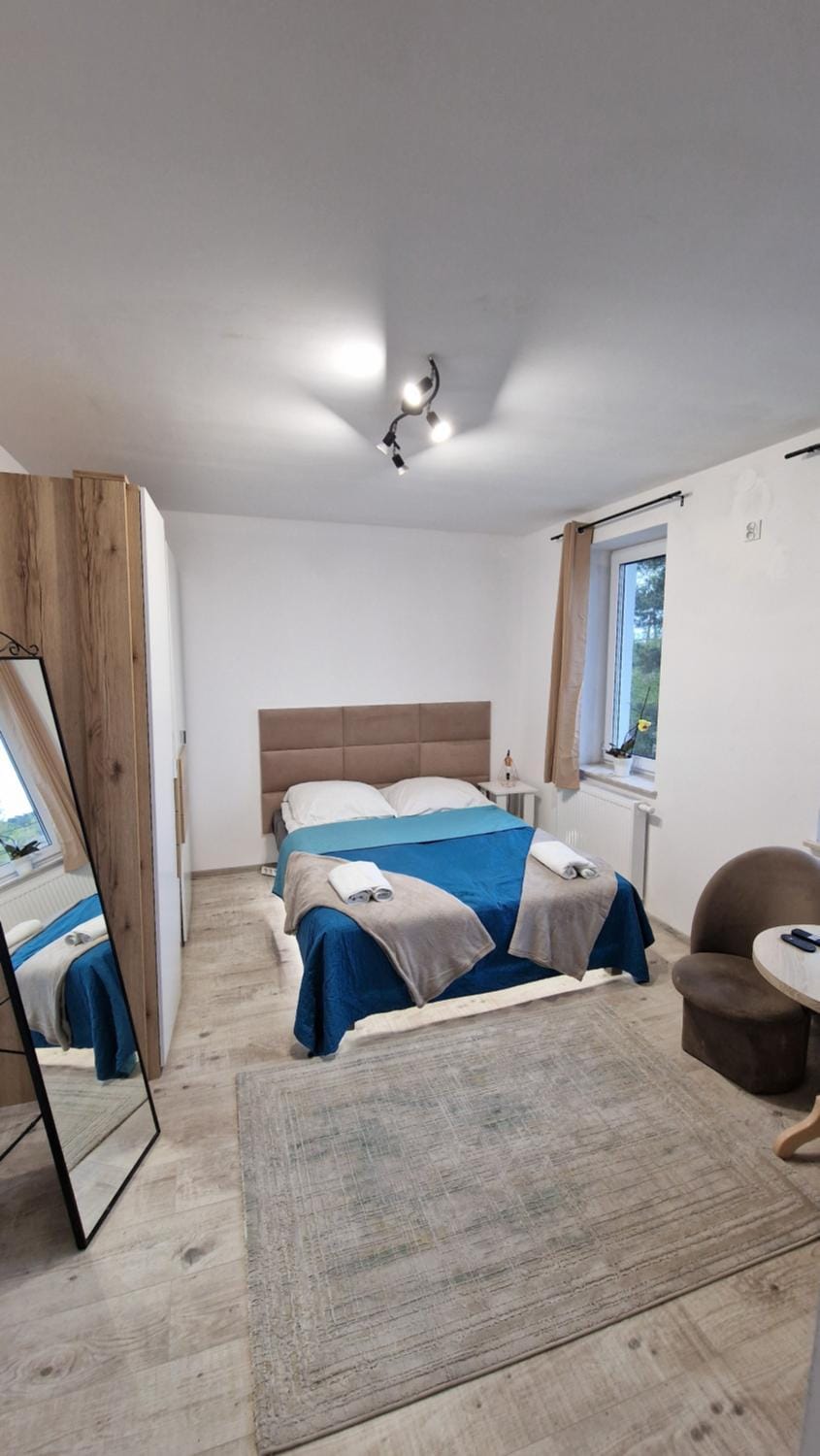 Bed, Bedroom, wardrobe