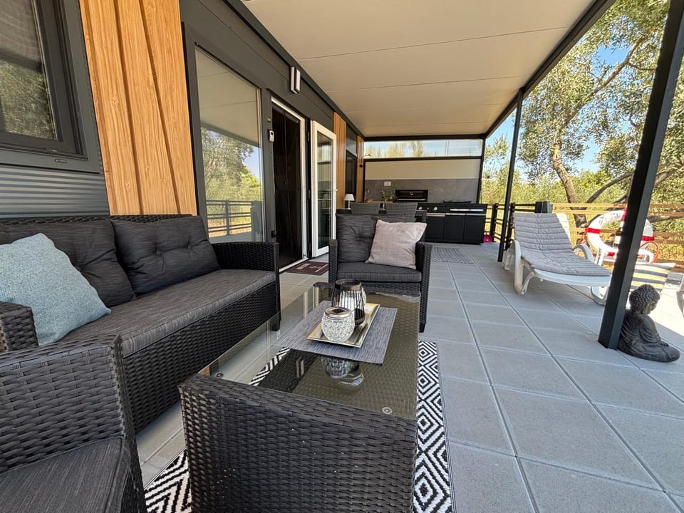 Balcony/Terrace, Seating area