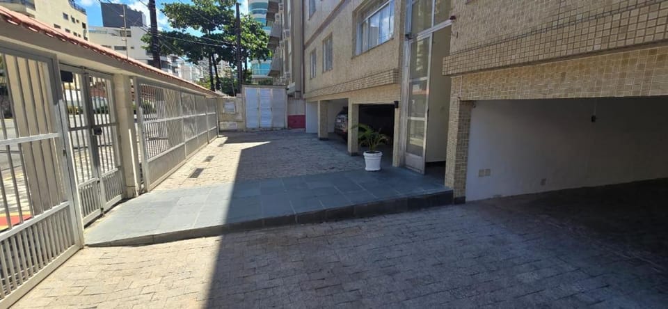 Property building, Street view