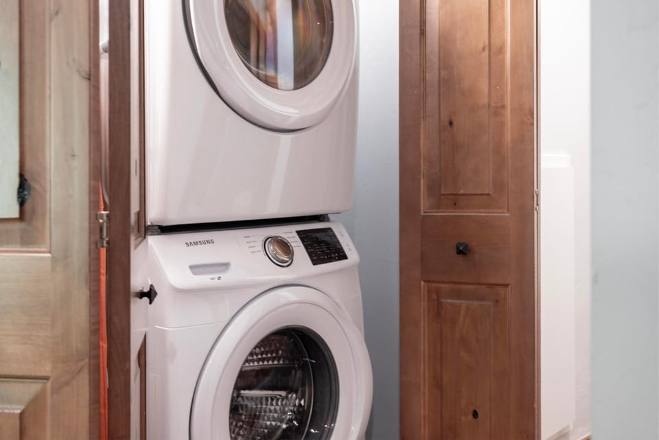 laundry, washing machine, dryer