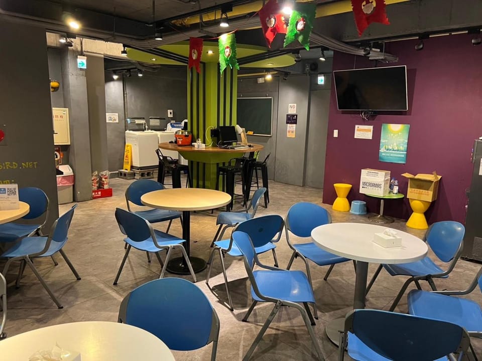 Seating area